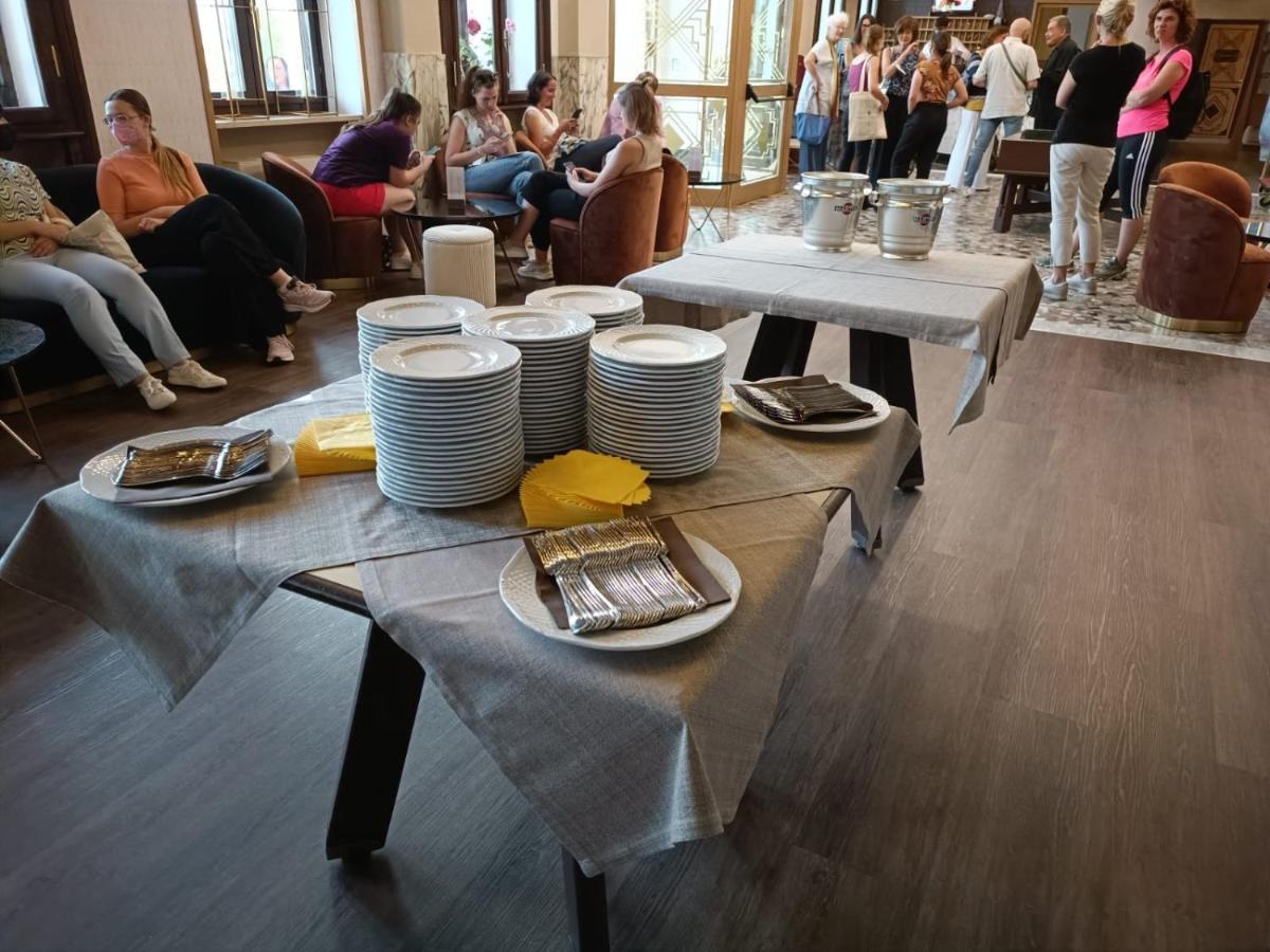 Pracatinat Hotel & Restaurant Fenestrelle Eksteriør bilde